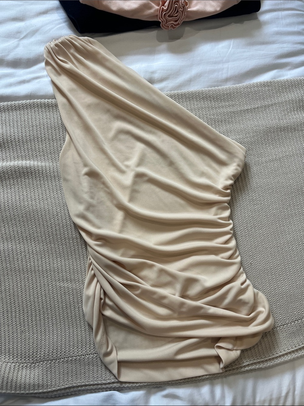 One-Shoulder Ruched Top in Nude
